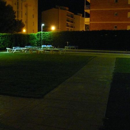 Bay Hotel Roses Esterno foto