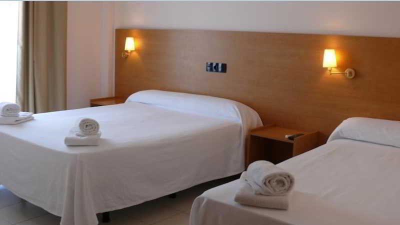 Bay Hotel Roses Esterno foto