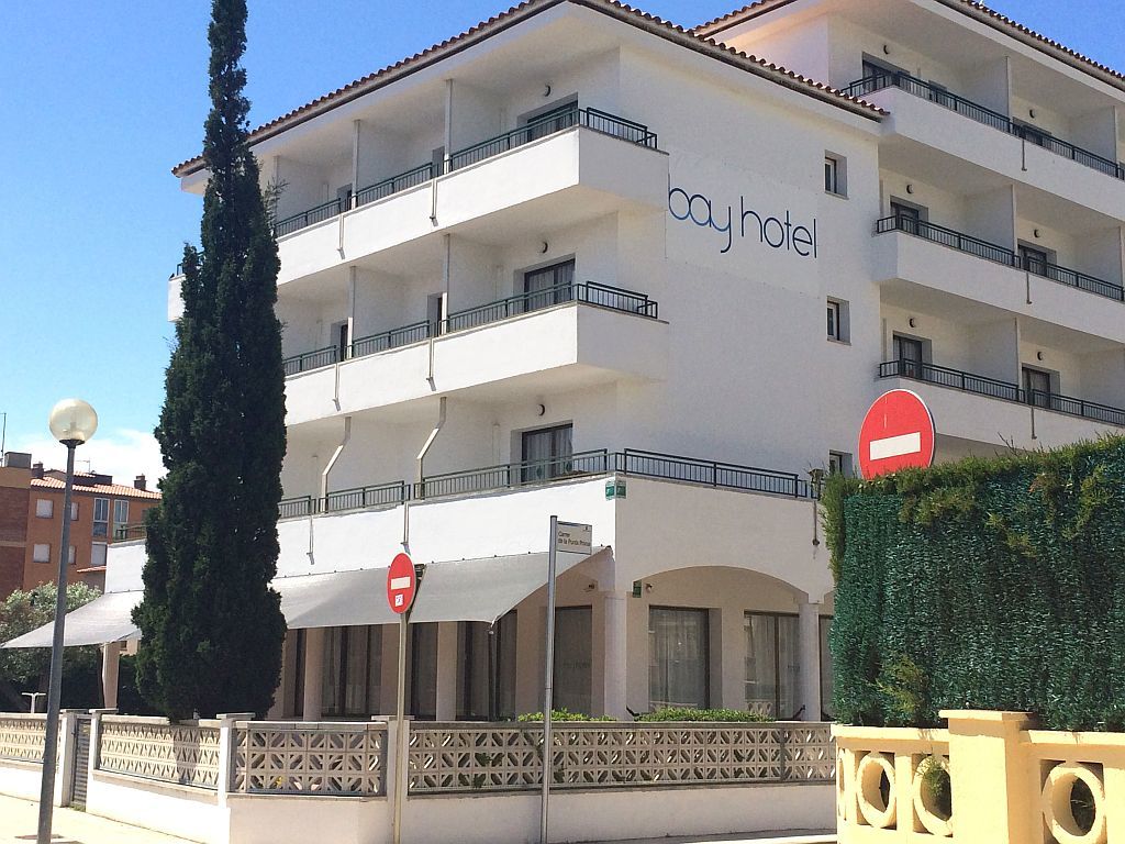 Bay Hotel Roses Esterno foto