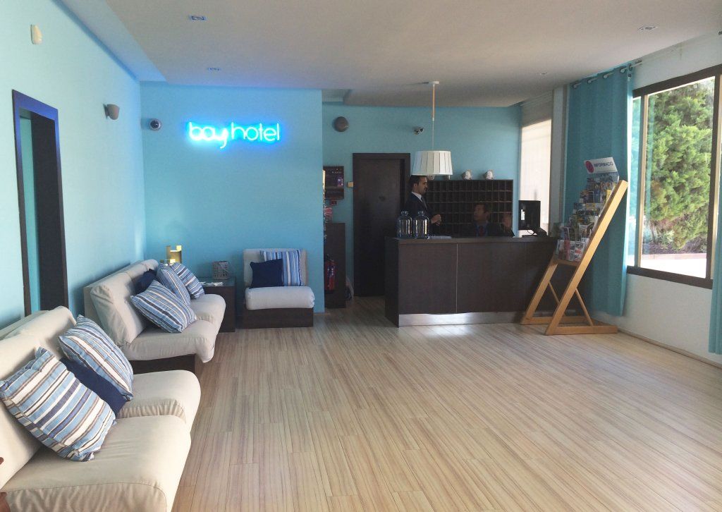 Bay Hotel Roses Esterno foto